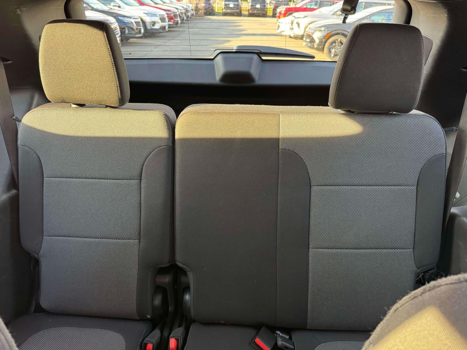 2023 Chevrolet Traverse FWD LT Cloth