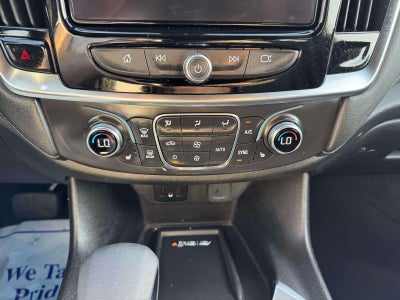 2023 Chevrolet Traverse FWD LT Cloth