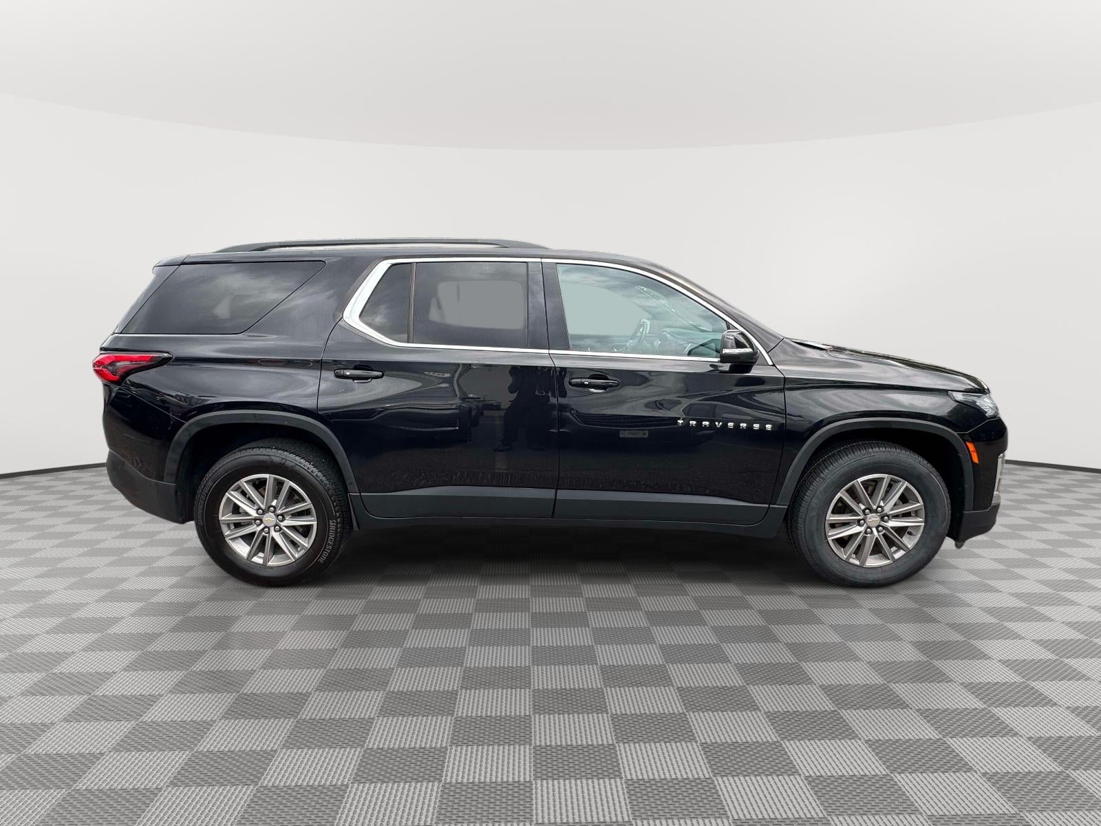 2023 Chevrolet Traverse FWD LT Cloth