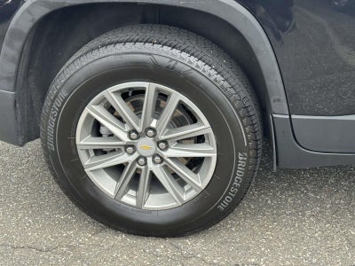 2023 Chevrolet Traverse FWD LT Cloth