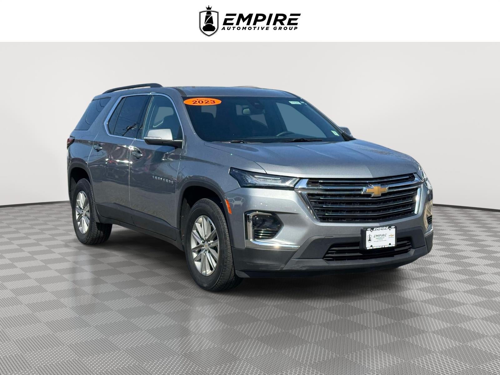 2023 Chevrolet Traverse FWD LT Cloth