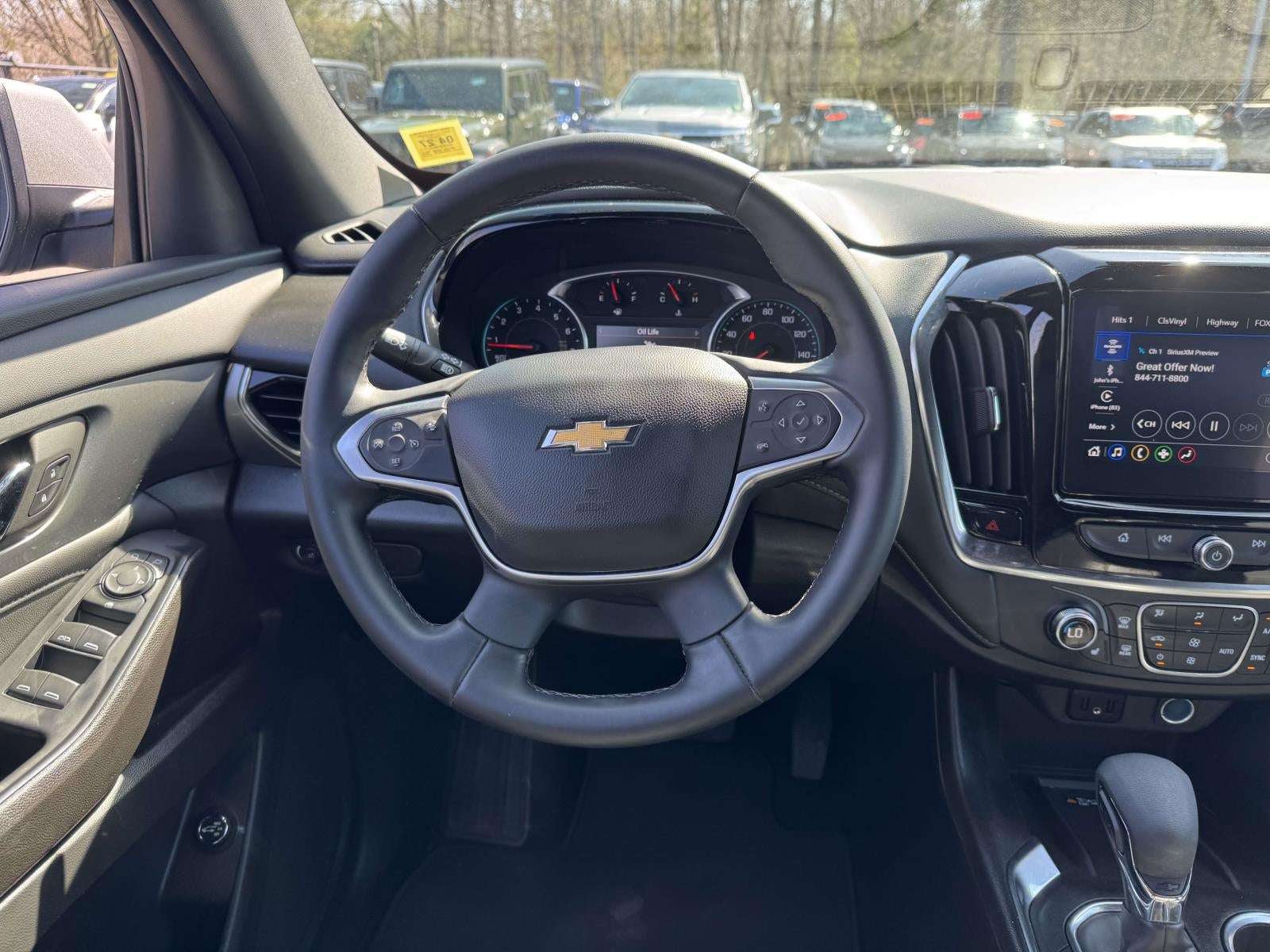 2023 Chevrolet Traverse FWD LT Cloth
