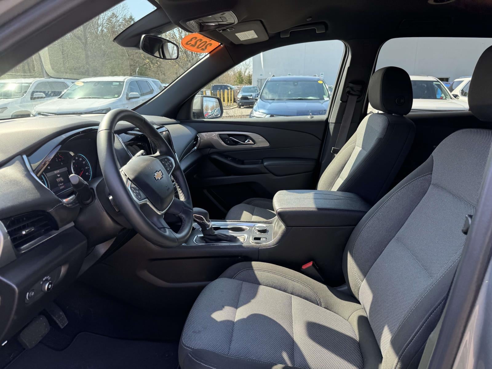 2023 Chevrolet Traverse FWD LT Cloth