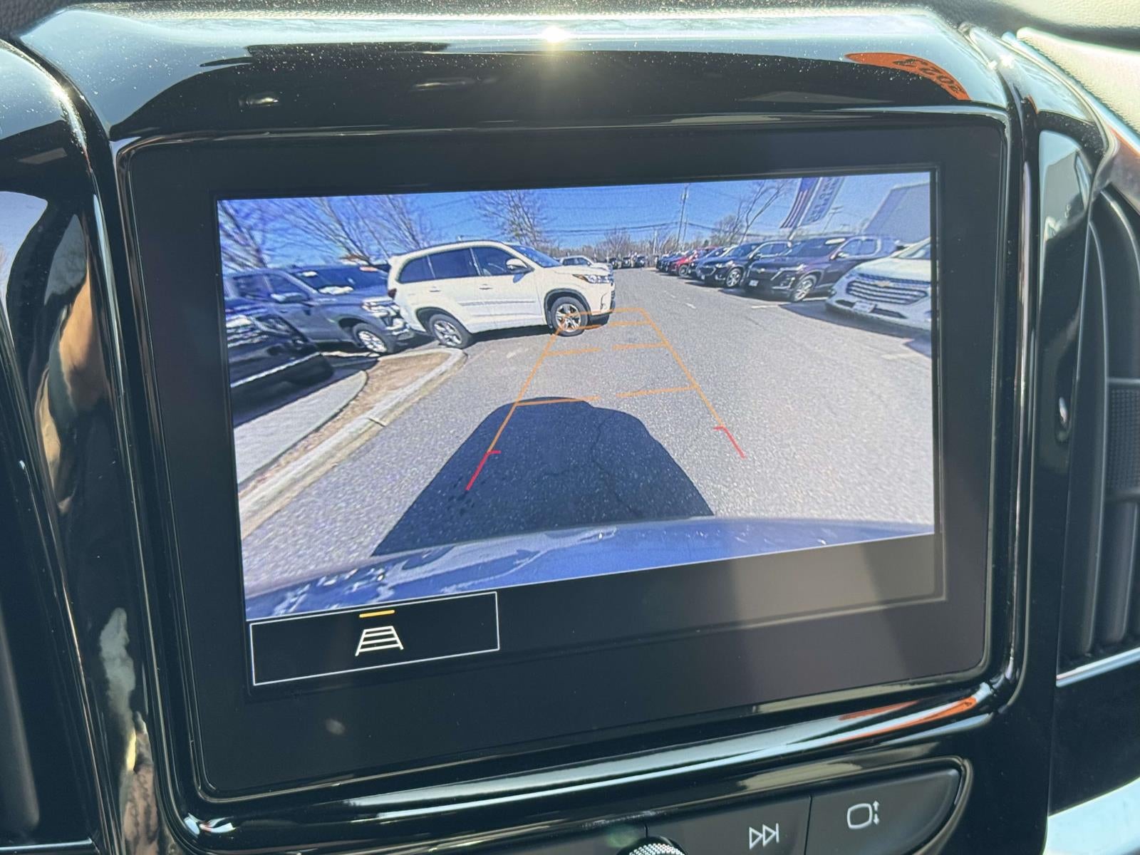 2023 Chevrolet Traverse FWD LT Cloth