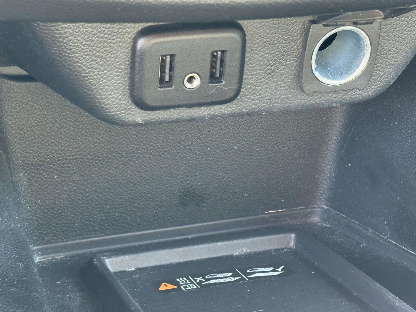 2023 Chevrolet Traverse FWD LT Cloth