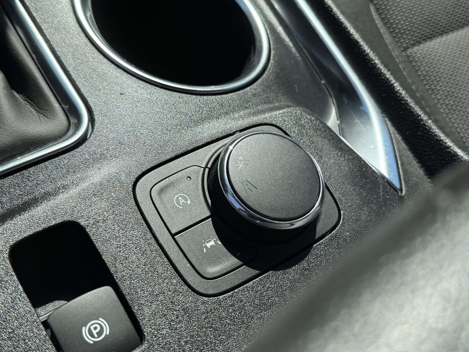 2023 Chevrolet Traverse FWD LT Cloth