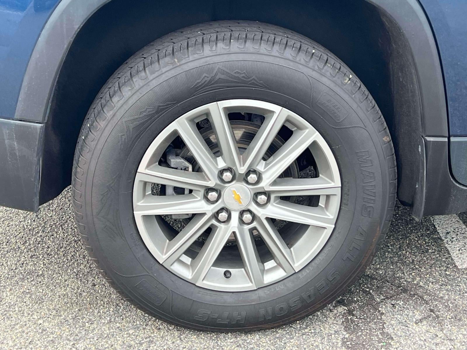 2023 Chevrolet Traverse FWD LT Cloth