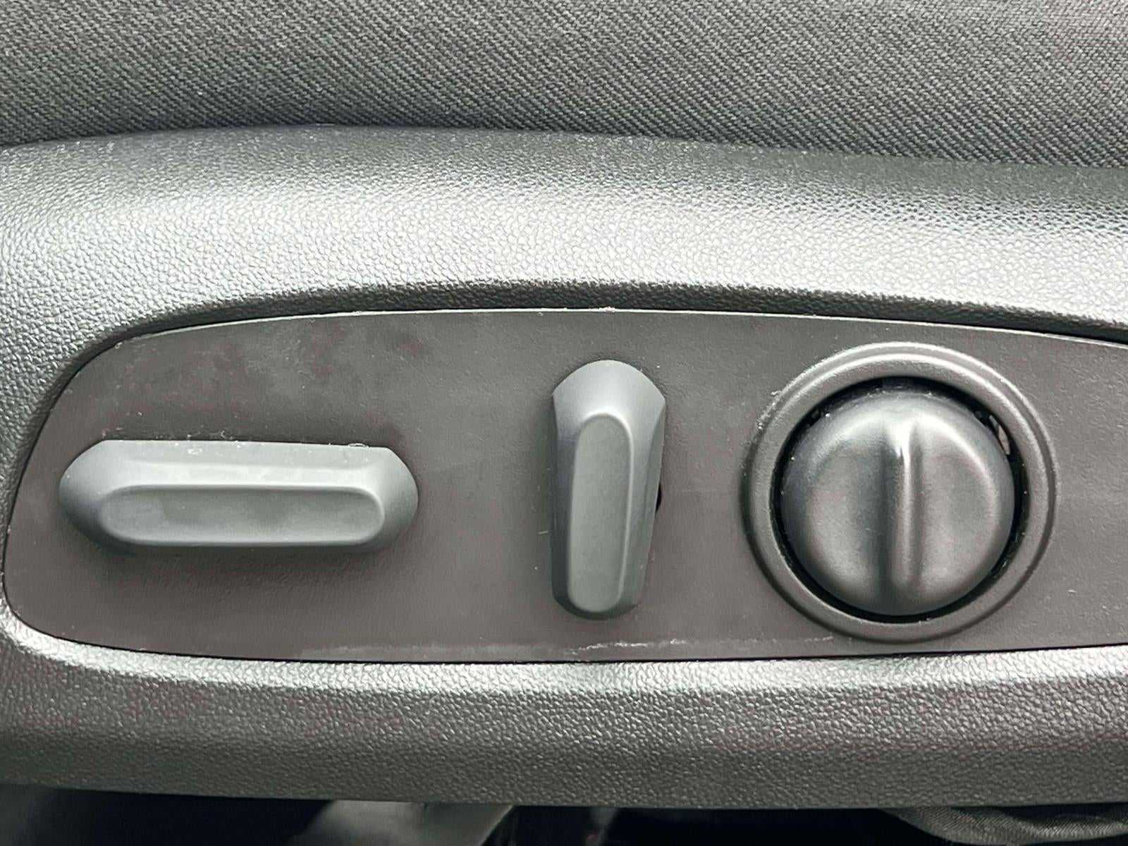 2023 Chevrolet Traverse FWD LT Cloth