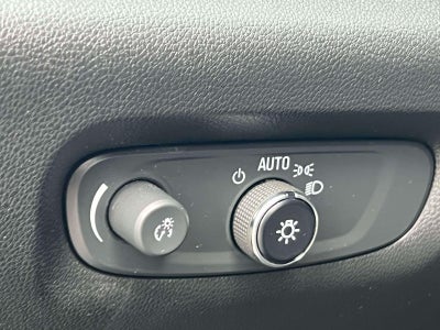 2023 Chevrolet Traverse FWD LT Cloth