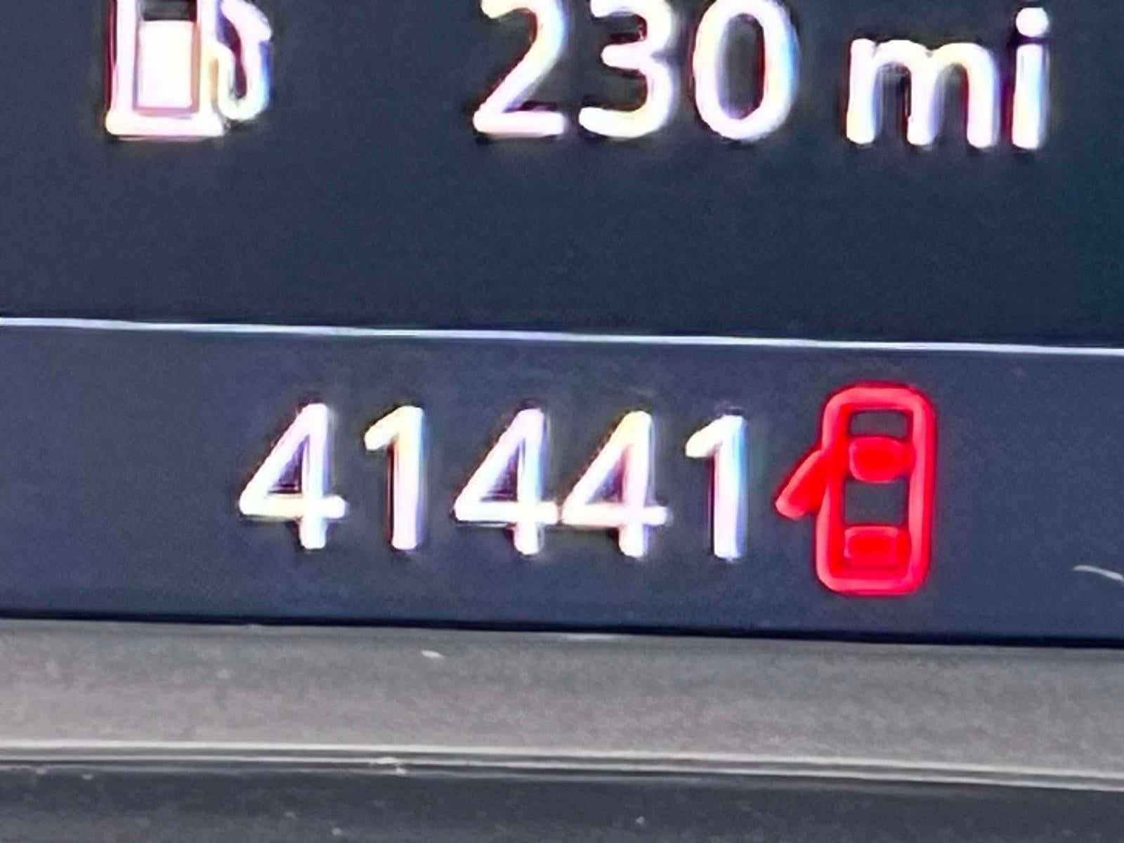 2023 Chevrolet Traverse FWD LT Cloth