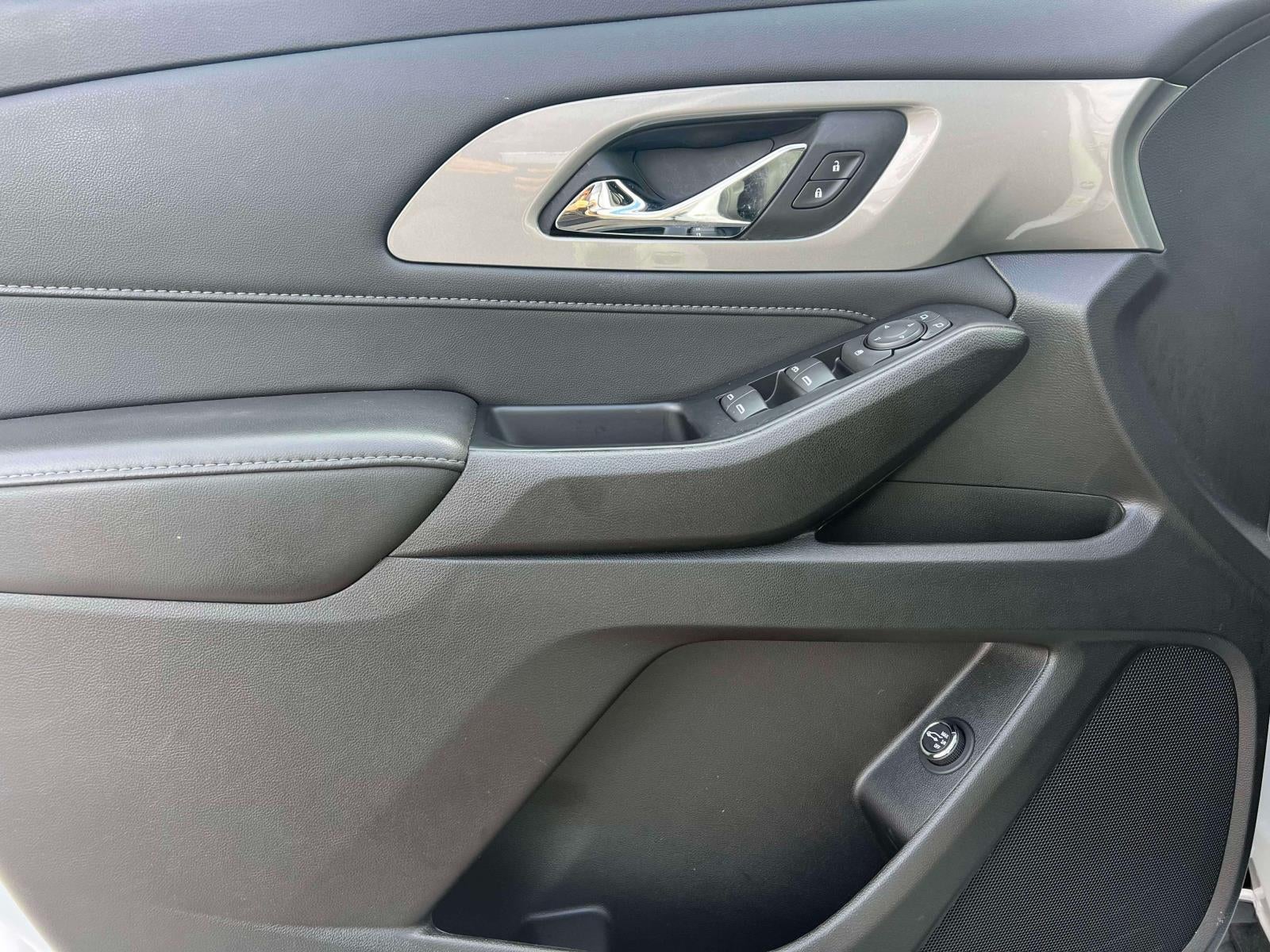 2024 Chevrolet Traverse Limited AWD LT Cloth