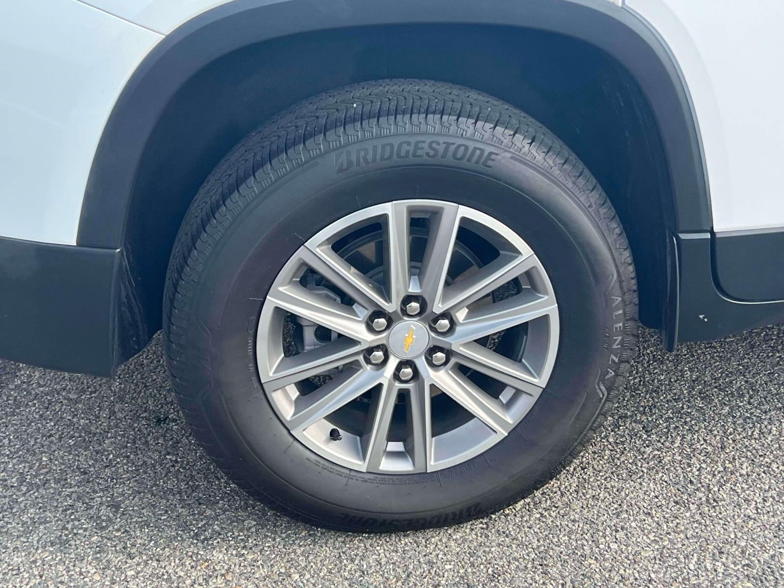 2024 Chevrolet Traverse Limited AWD LT Cloth