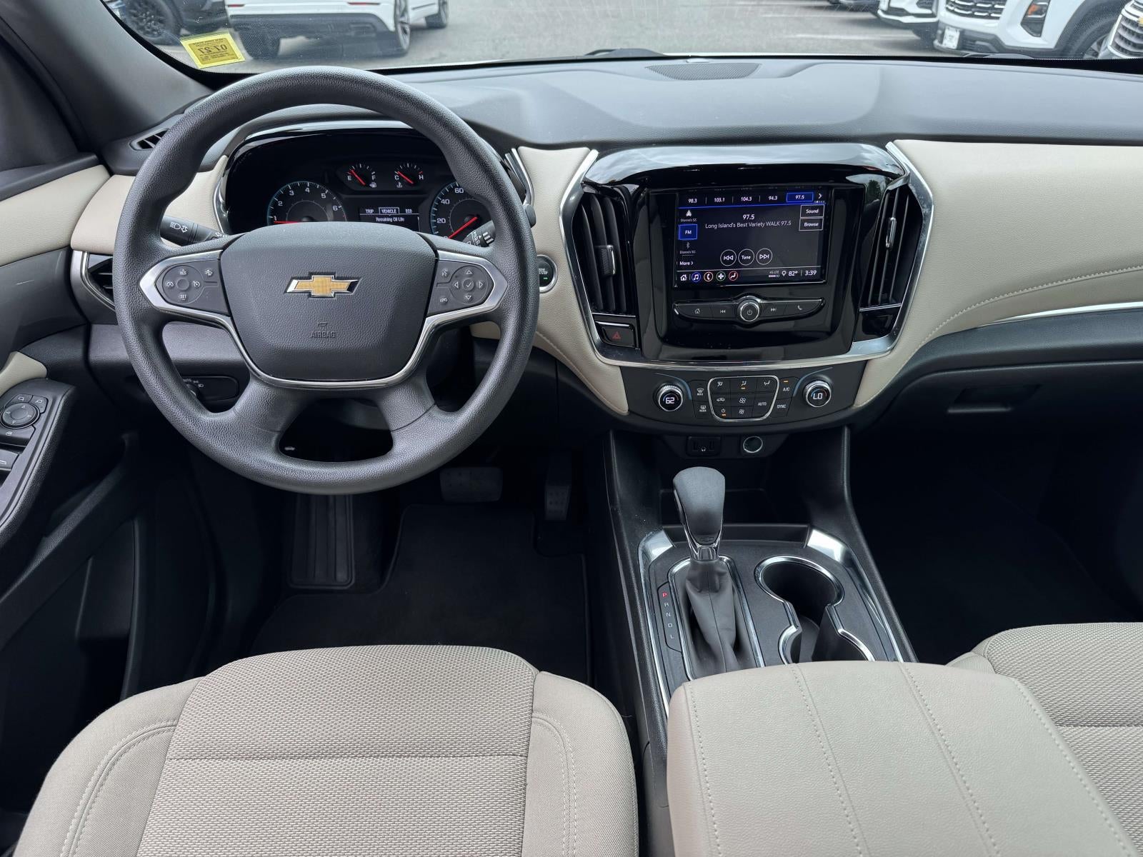 2023 Chevrolet Traverse AWD LS