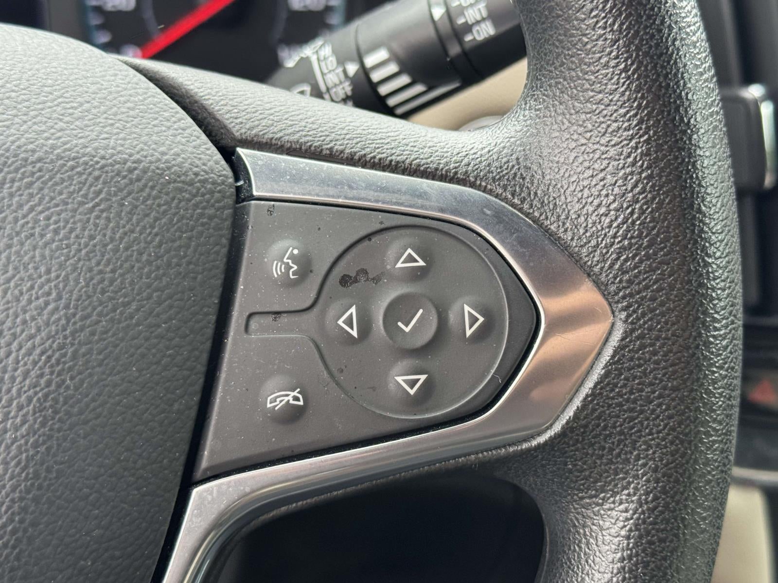 2023 Chevrolet Traverse AWD LS