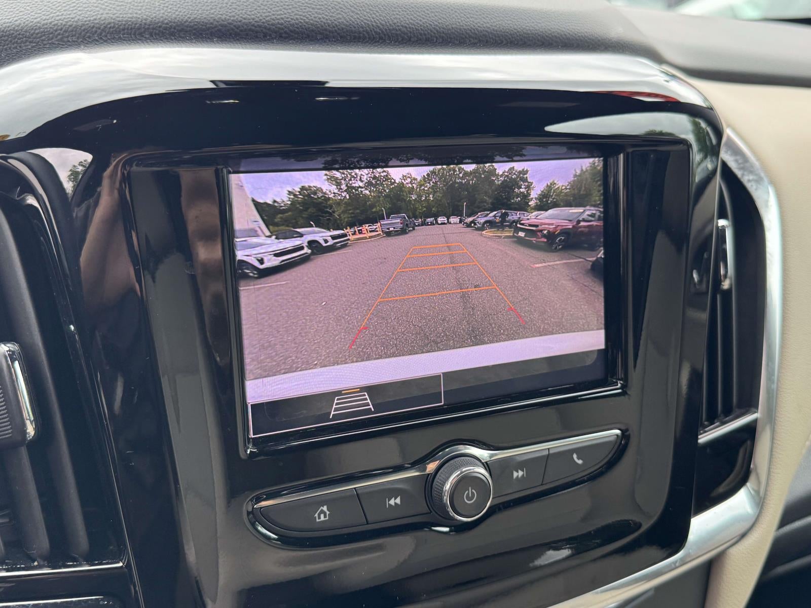 2023 Chevrolet Traverse AWD LS
