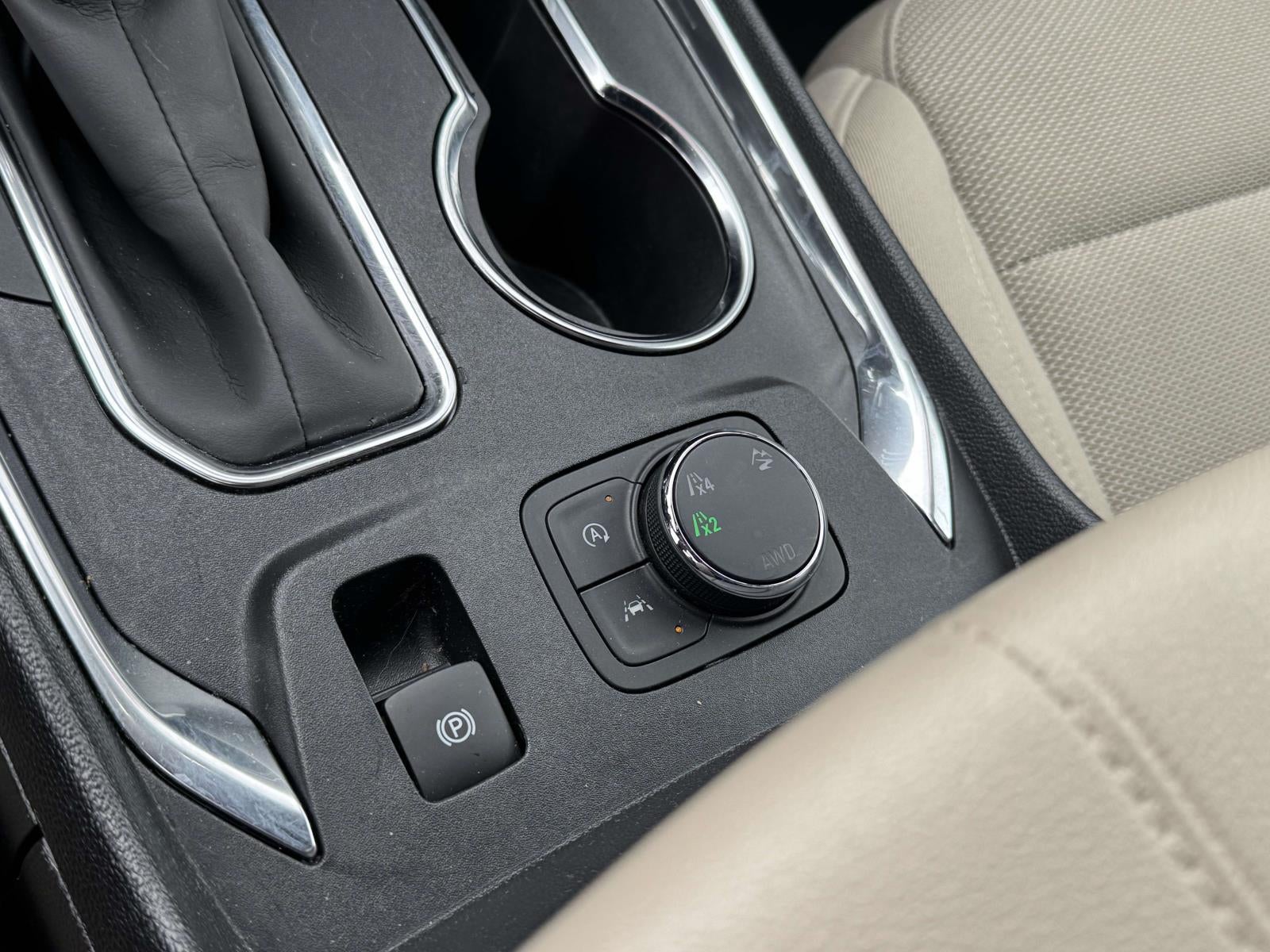 2023 Chevrolet Traverse AWD LS