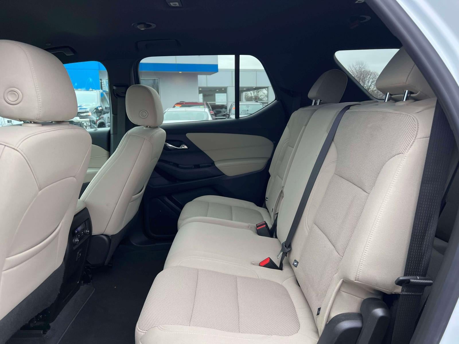 2023 Chevrolet Traverse AWD LS