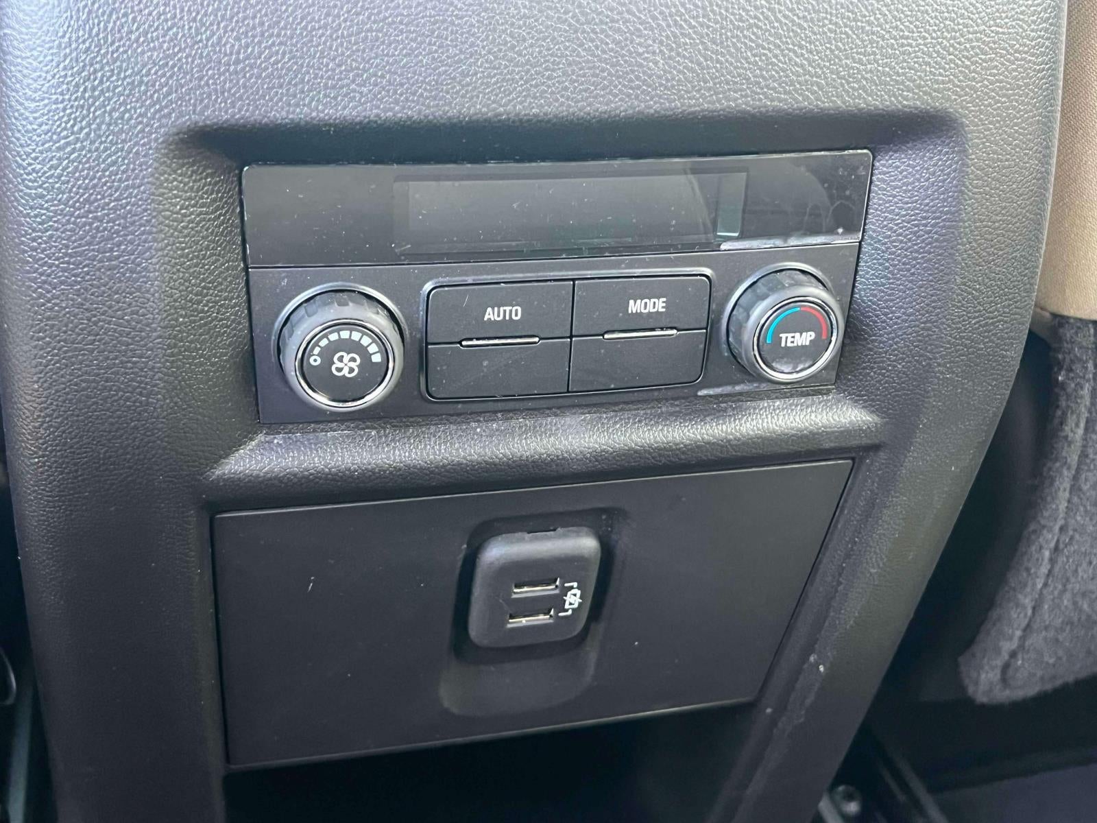 2023 Chevrolet Traverse AWD LS