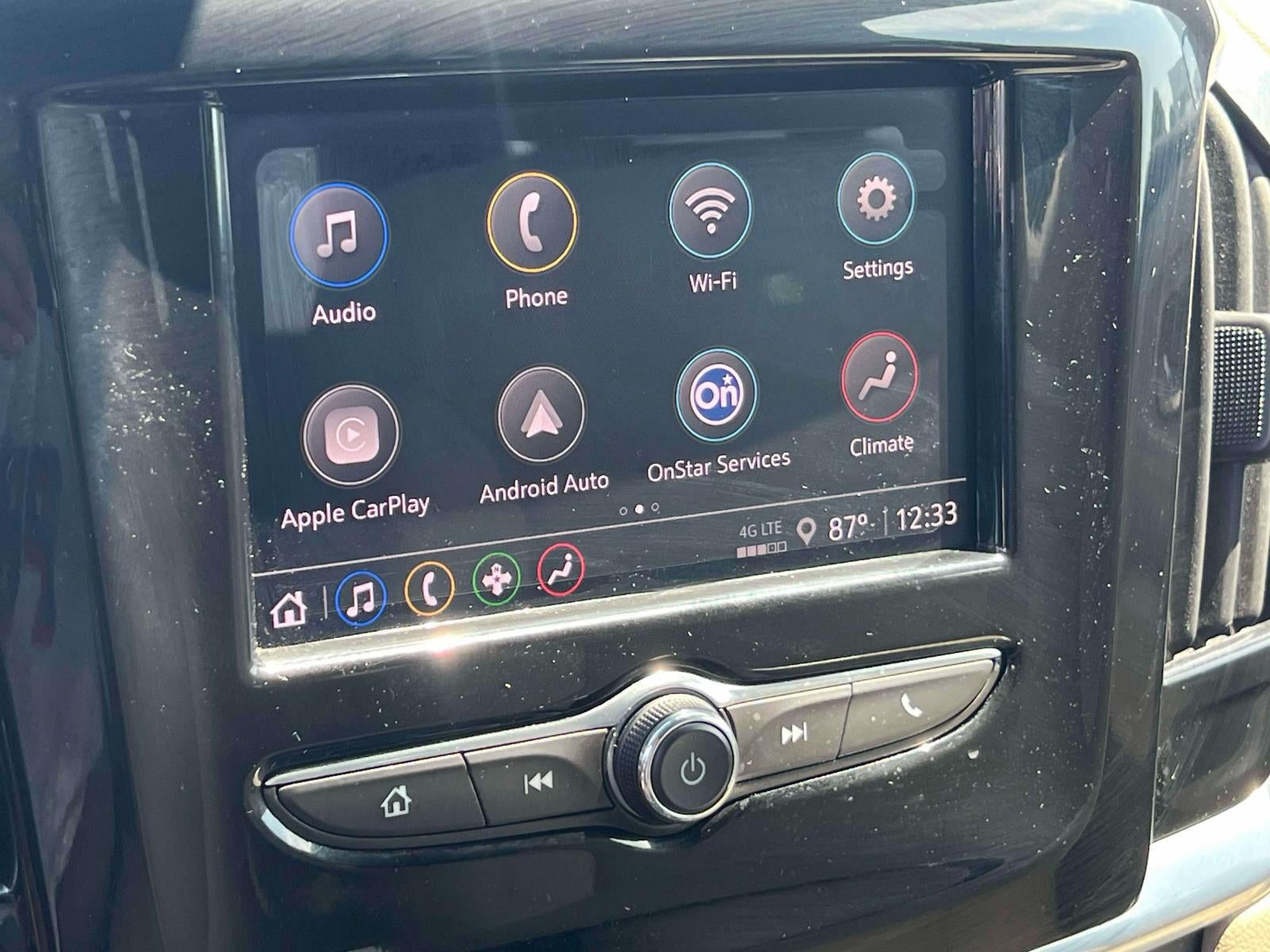 2023 Chevrolet Traverse AWD LS