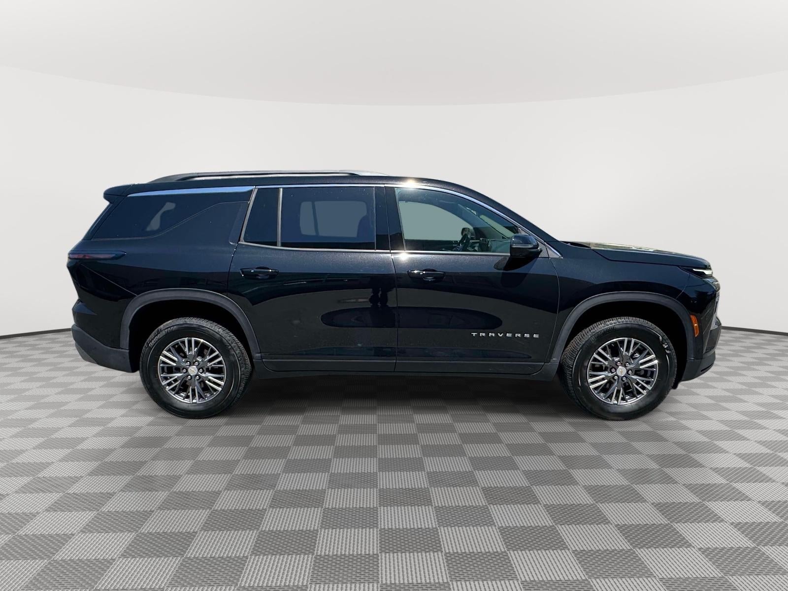 2026 Chevrolet Traverse AWD LT