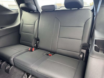 2026 Chevrolet Traverse AWD LT