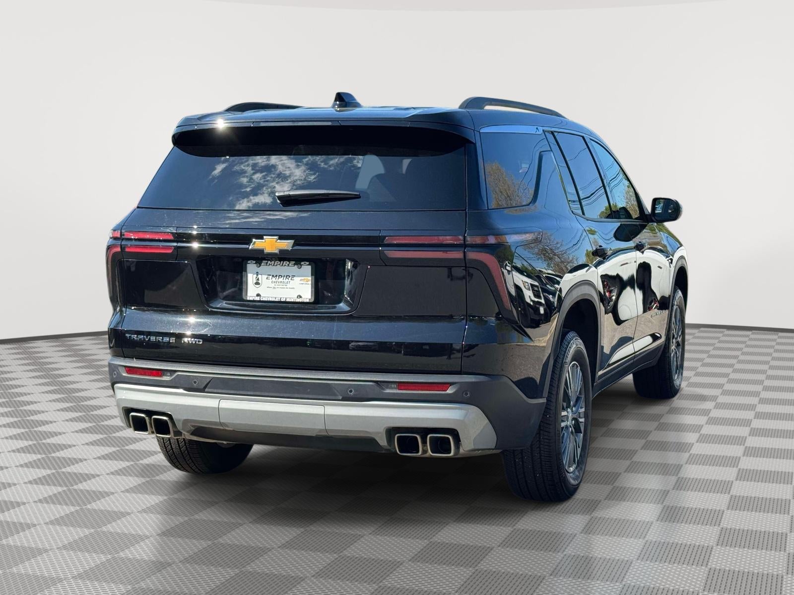 2026 Chevrolet Traverse AWD LT