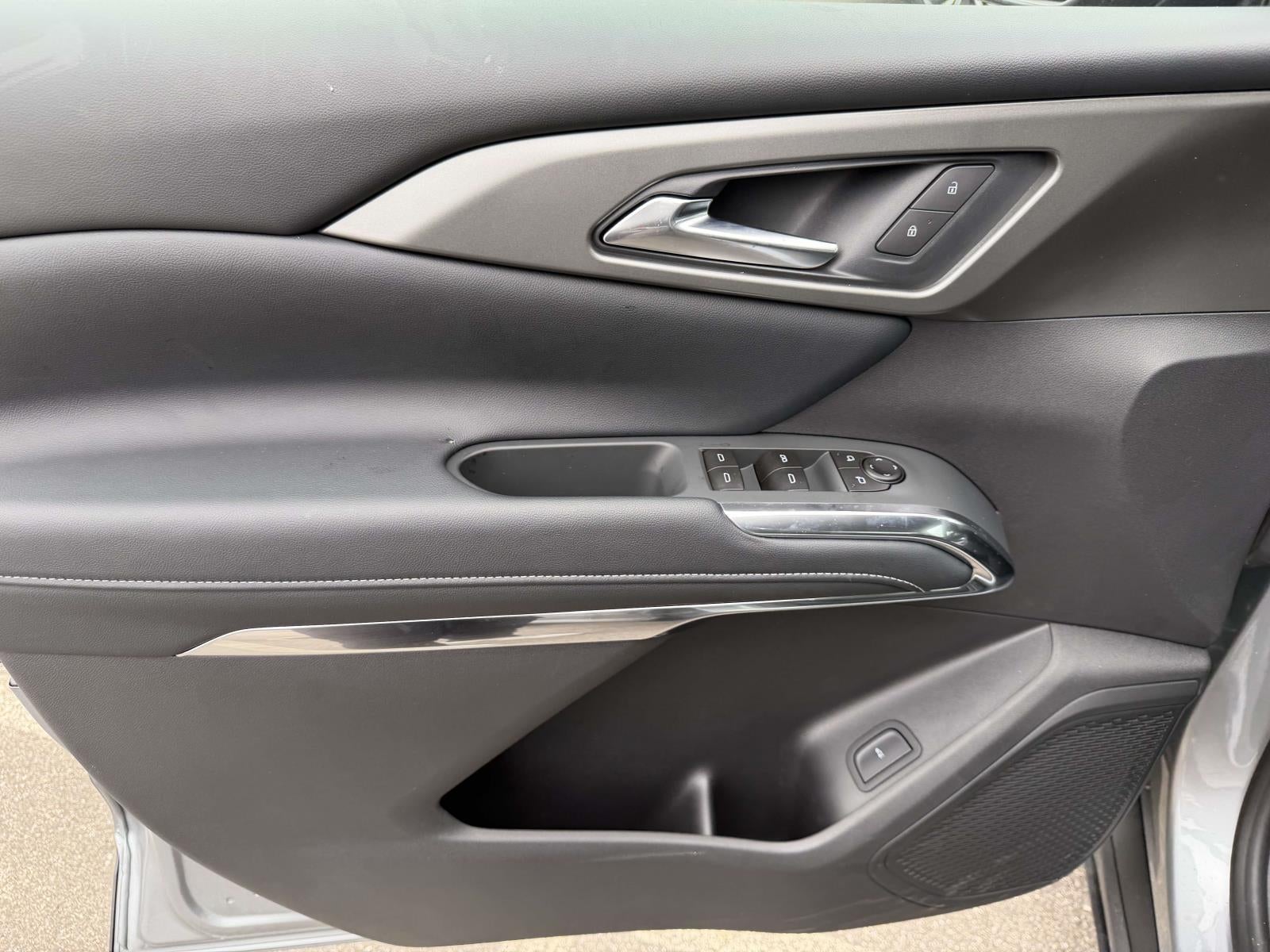 2026 Chevrolet Traverse AWD LT