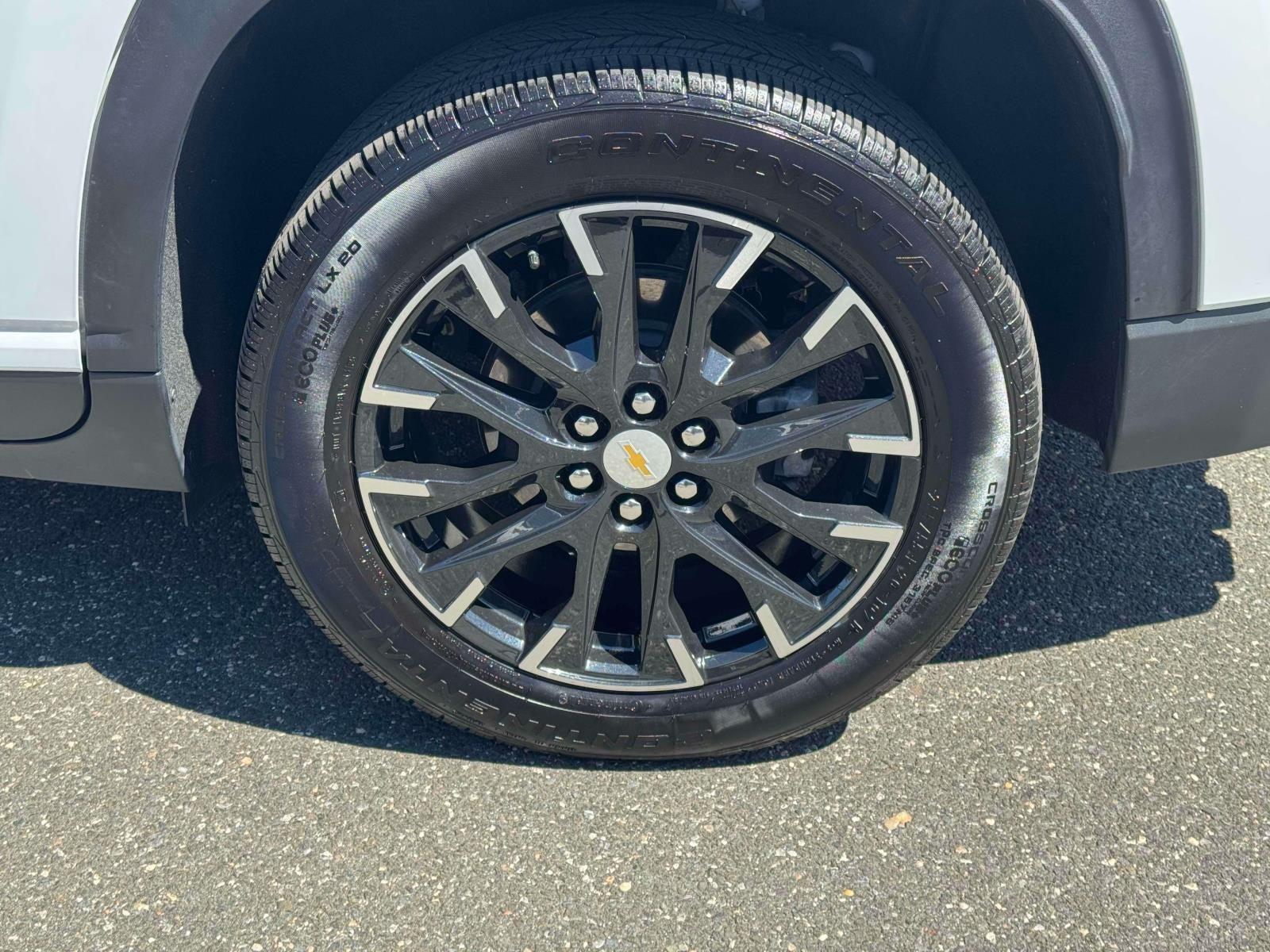 2026 Chevrolet Traverse AWD LT