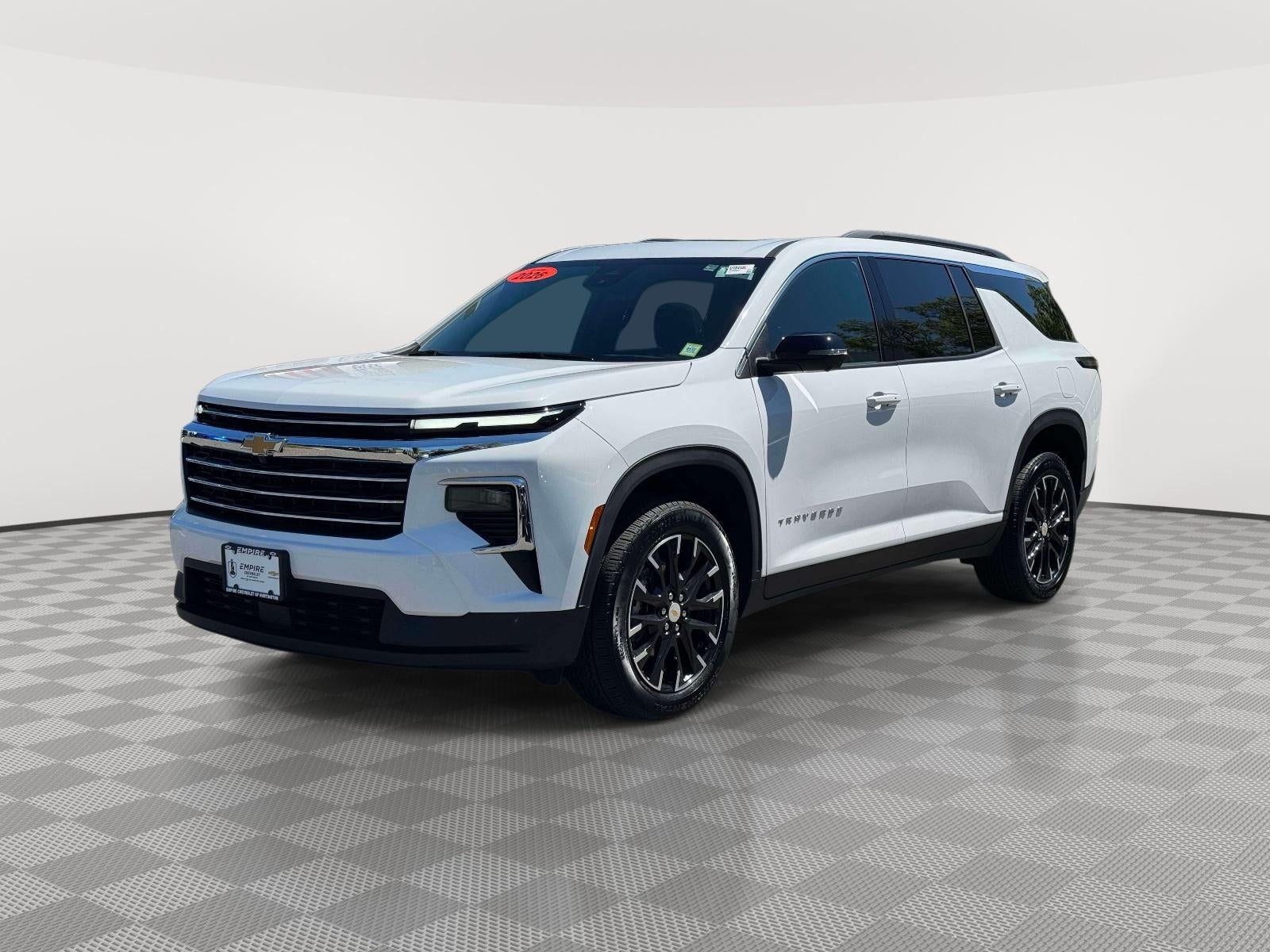 2026 Chevrolet Traverse AWD LT