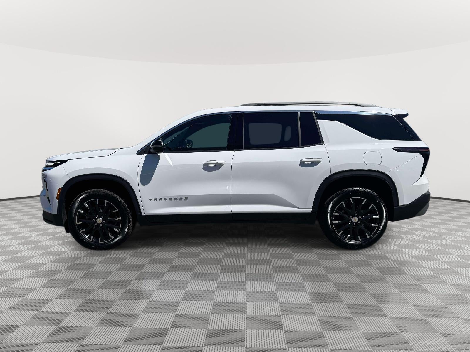 2026 Chevrolet Traverse AWD LT