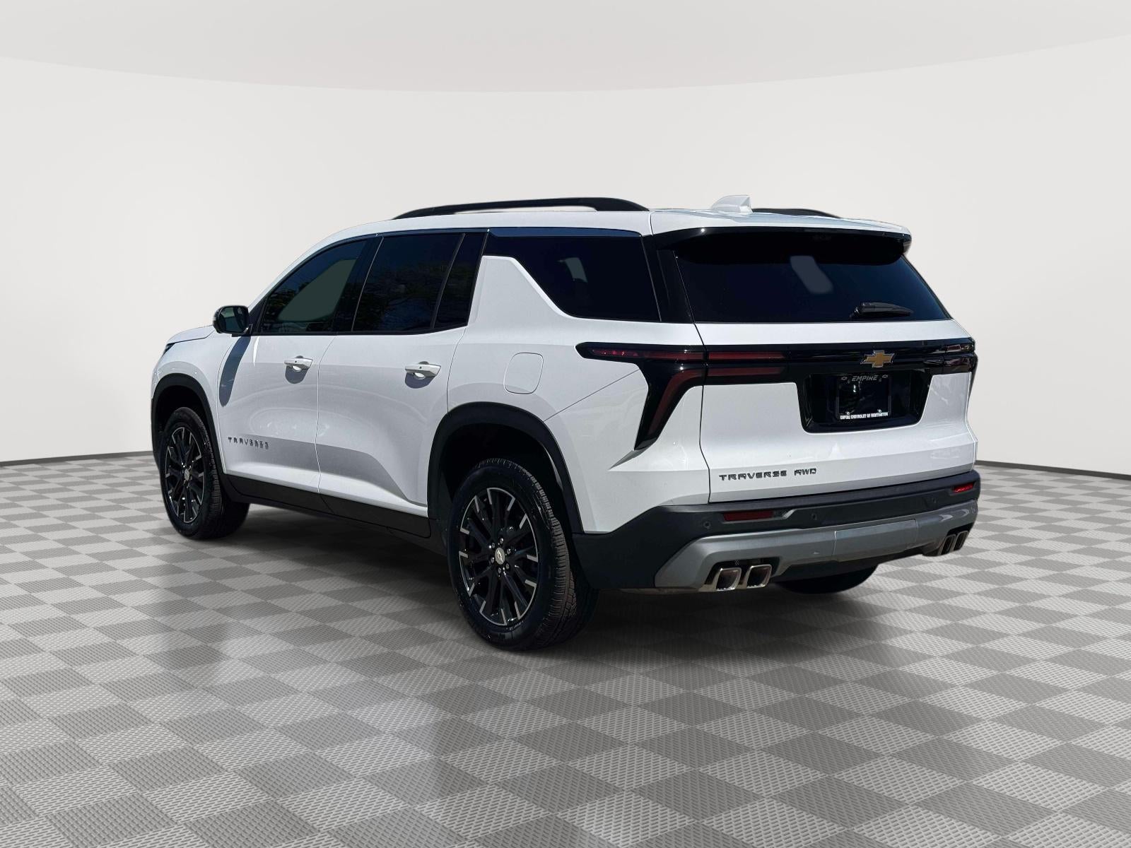 2026 Chevrolet Traverse AWD LT