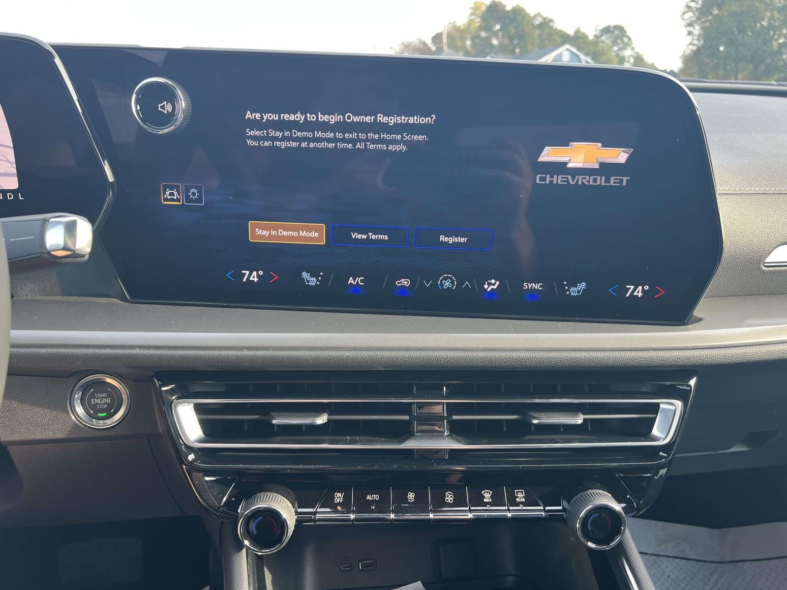 2027 Chevrolet Traverse AWD LT