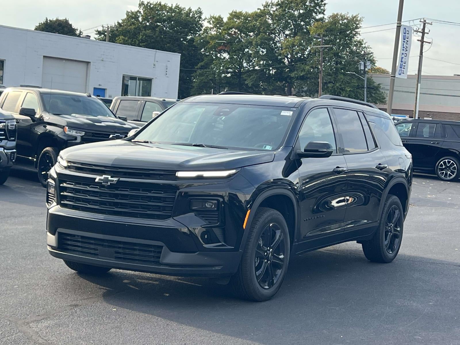 2027 Chevrolet Traverse AWD LT
