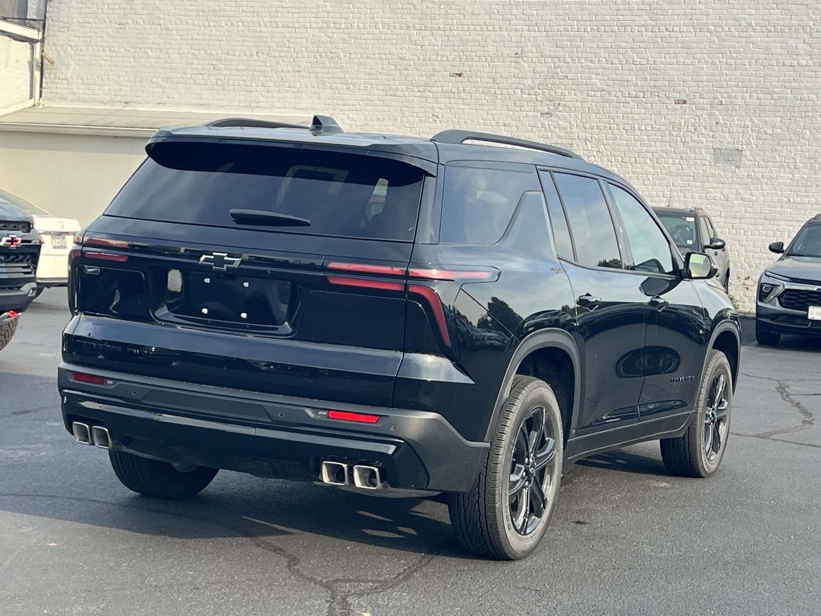 2027 Chevrolet Traverse AWD LT