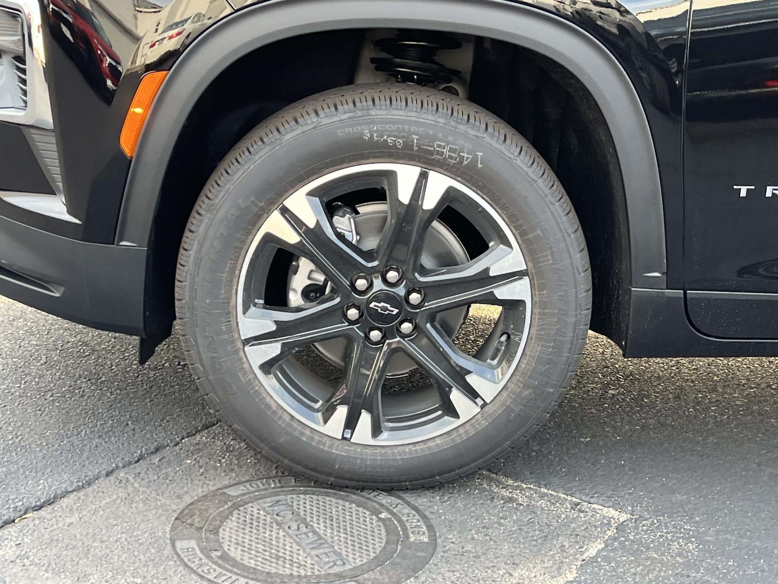 2027 Chevrolet Traverse AWD LT