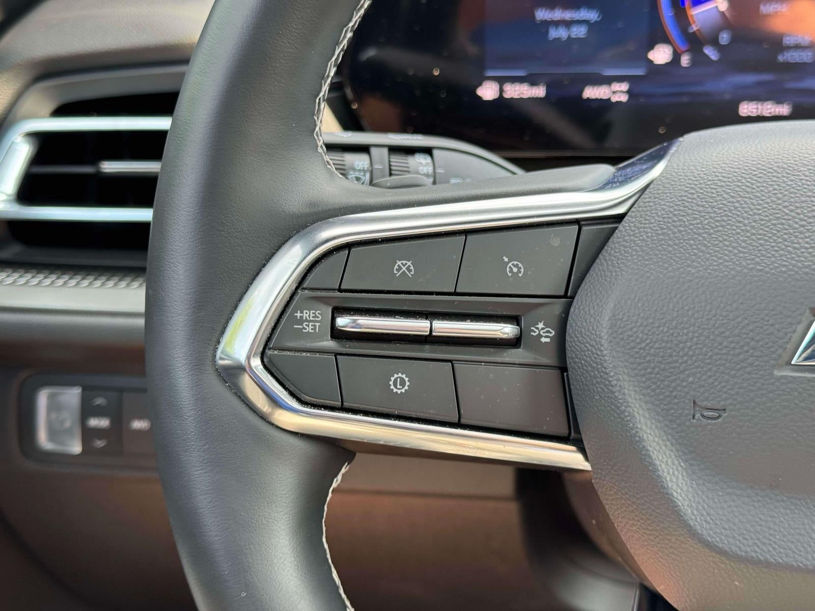 2026 Chevrolet Traverse AWD LT