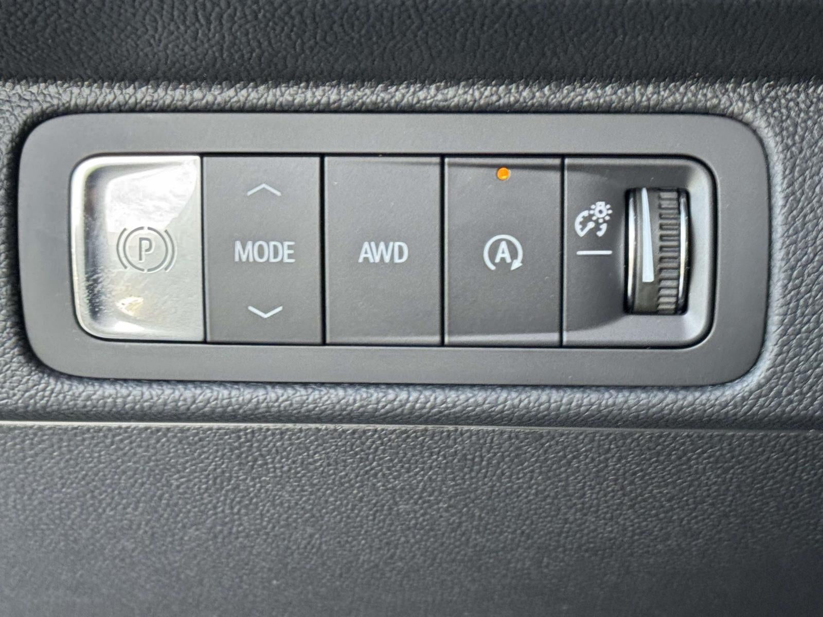 2026 Chevrolet Traverse AWD LT