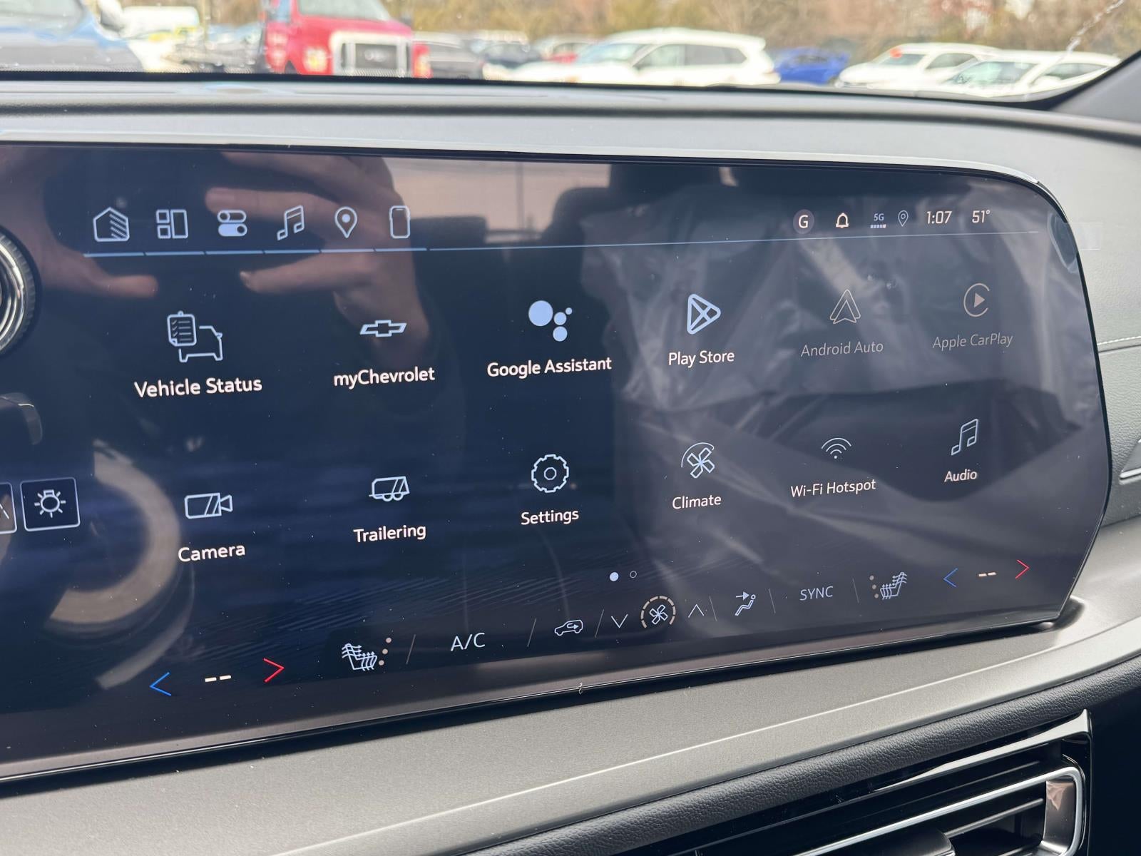 2026 Chevrolet Traverse AWD LT