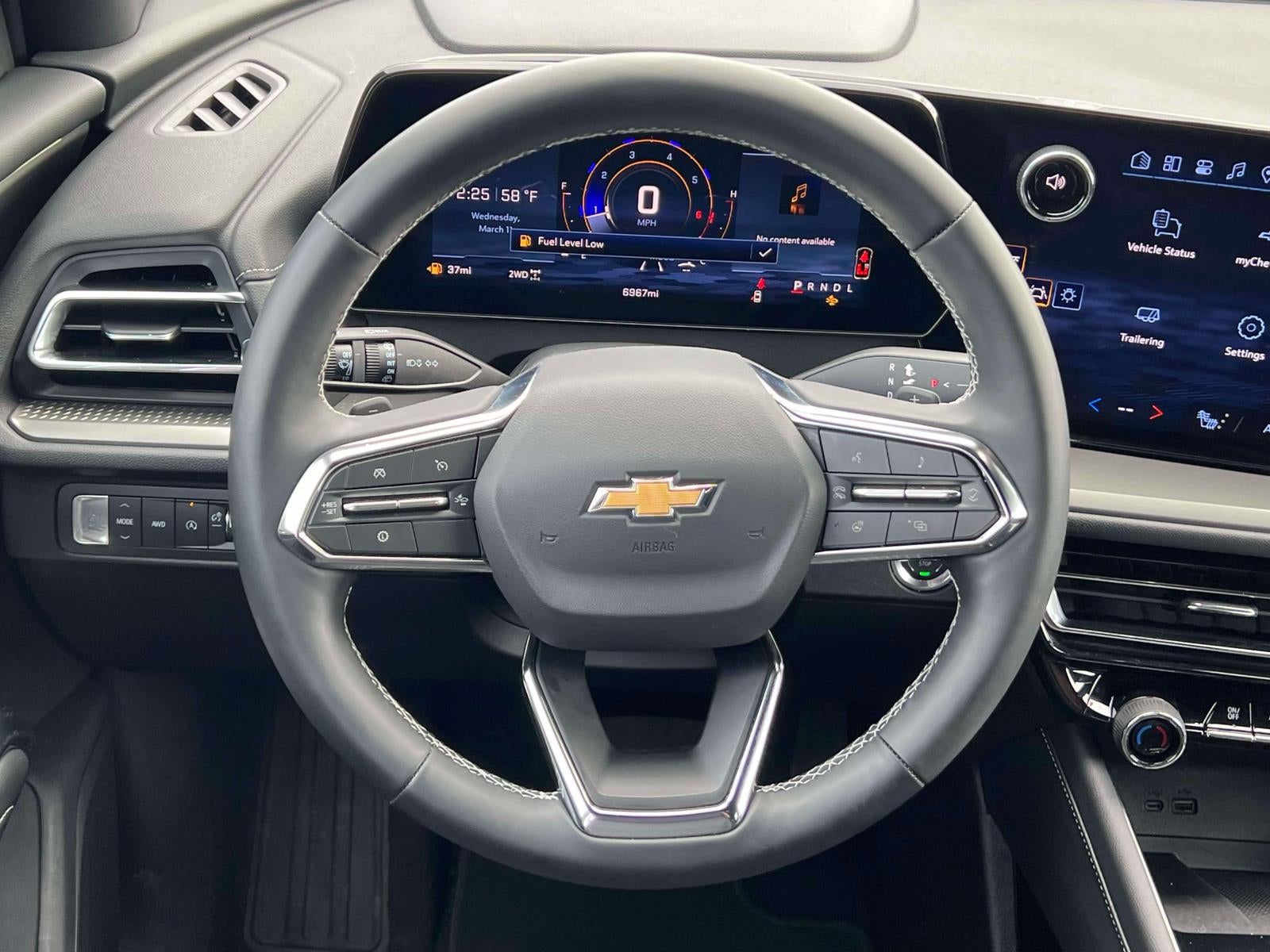 2026 Chevrolet Traverse AWD LT