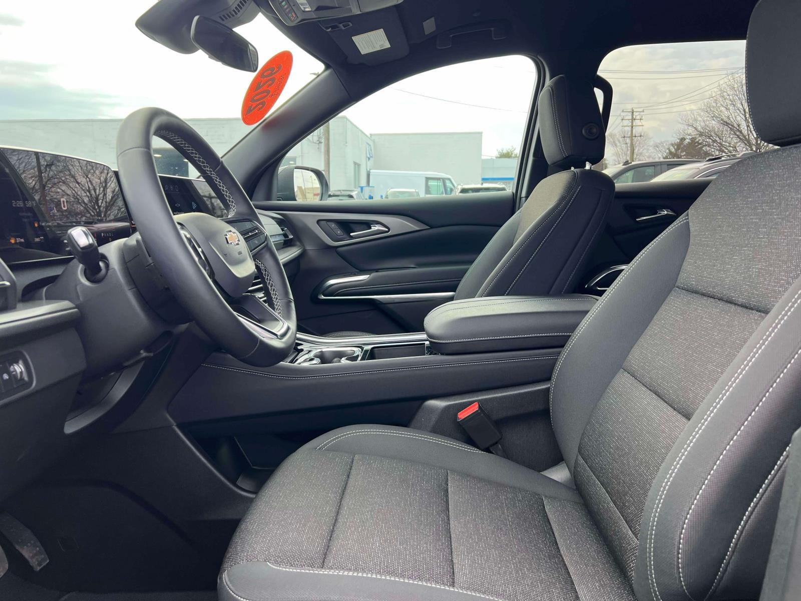 2026 Chevrolet Traverse AWD LT