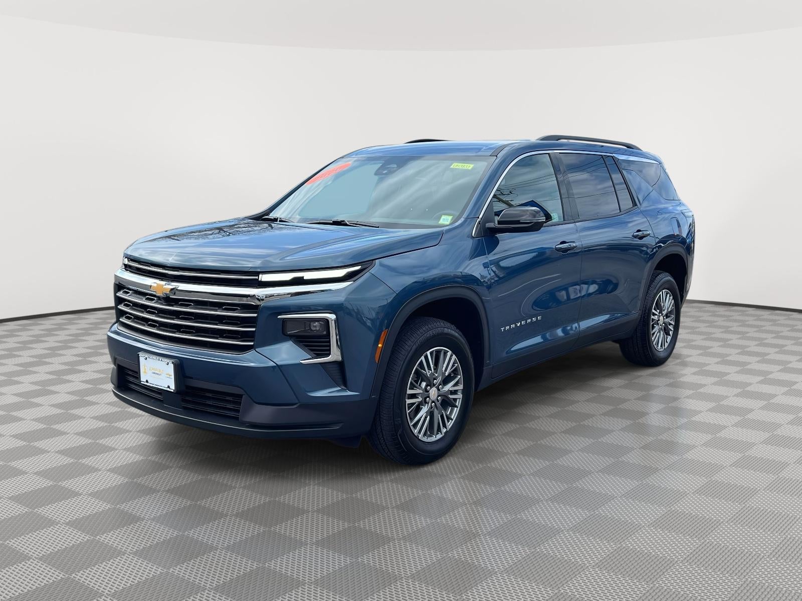 2026 Chevrolet Traverse AWD LT