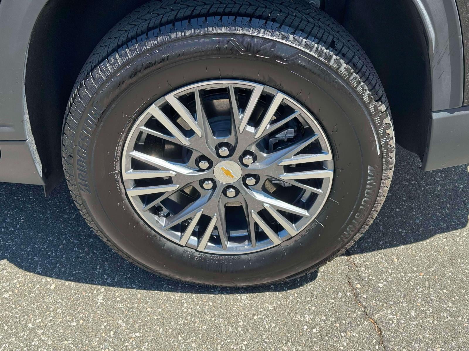 2026 Chevrolet Traverse AWD LT