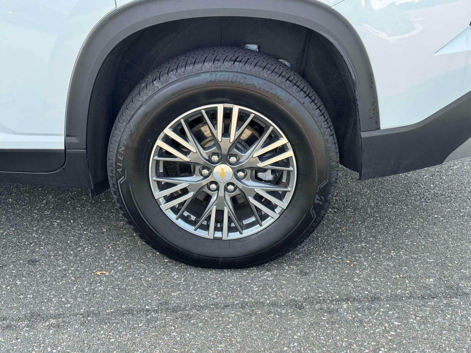 2026 Chevrolet Traverse AWD LT