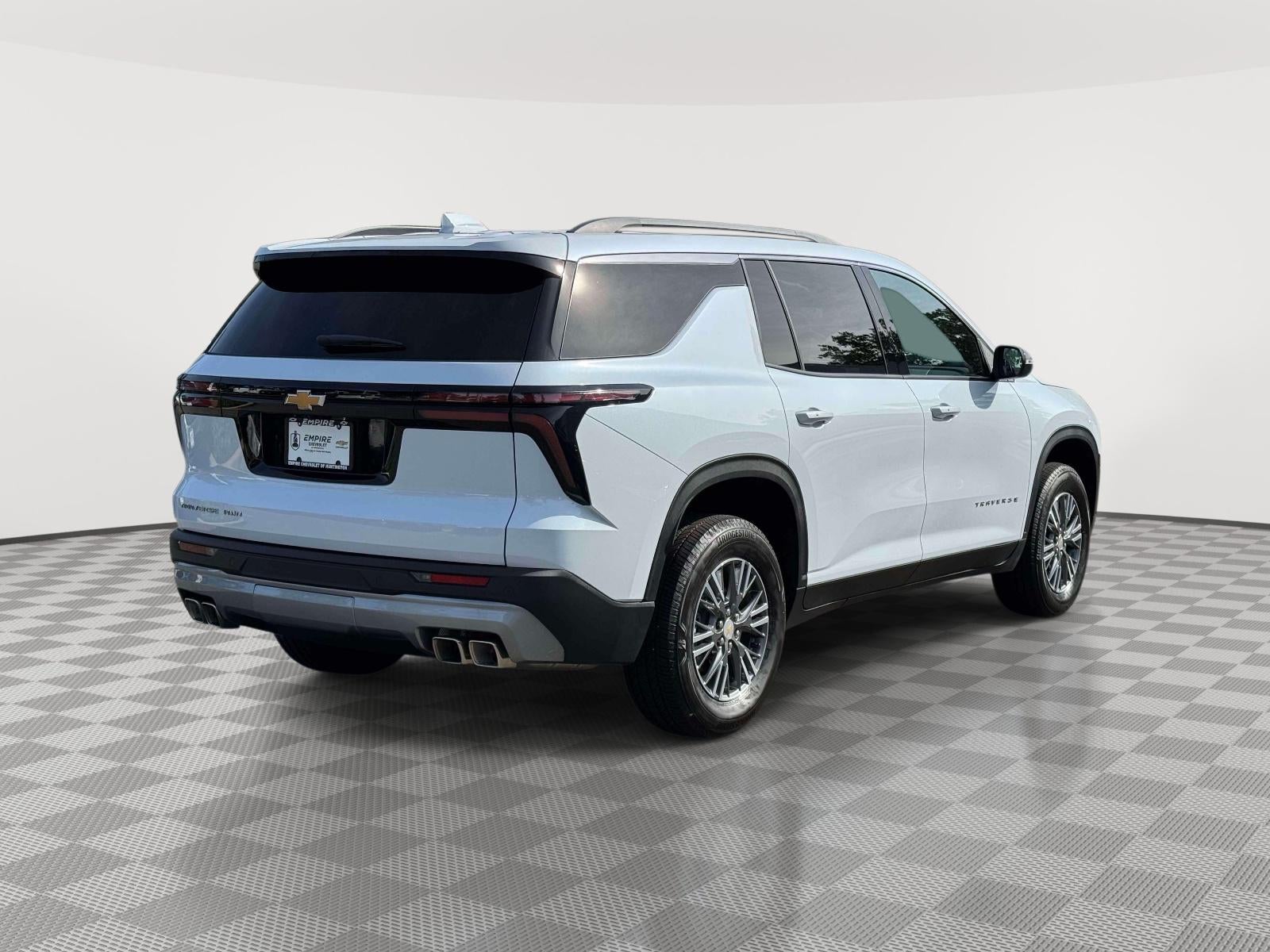 2026 Chevrolet Traverse AWD LT
