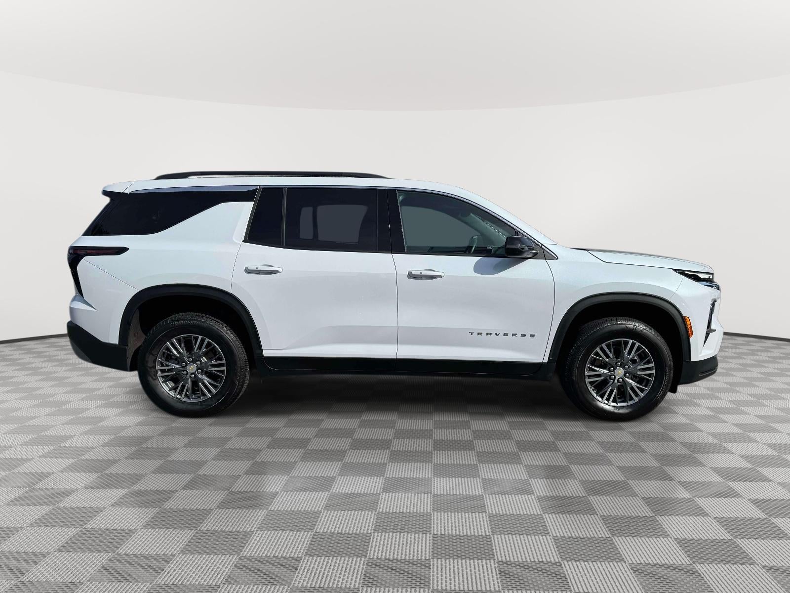 2026 Chevrolet Traverse AWD LT