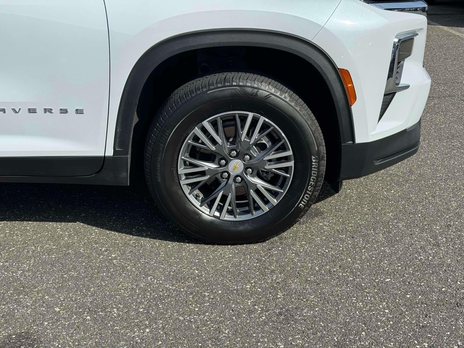 2026 Chevrolet Traverse AWD LT
