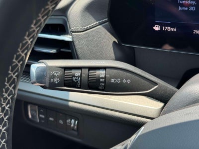 2026 Chevrolet Traverse AWD LT