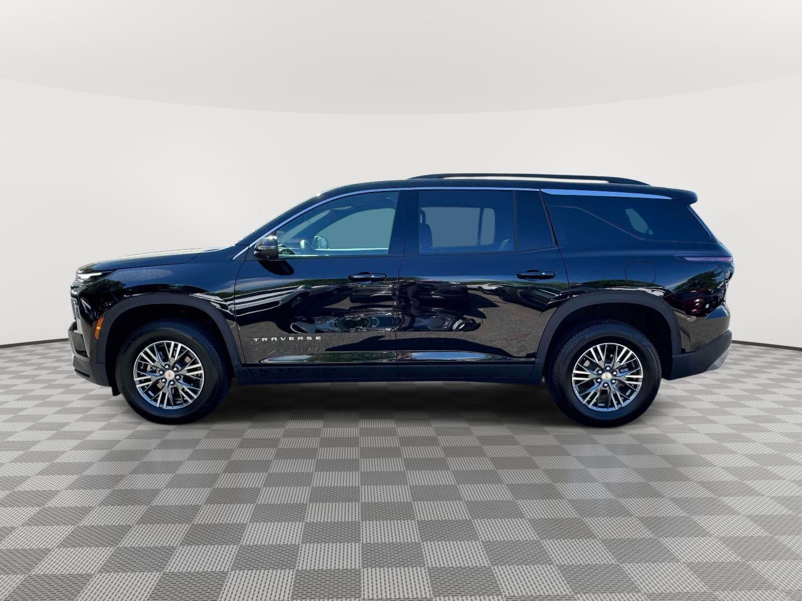 2026 Chevrolet Traverse AWD LT