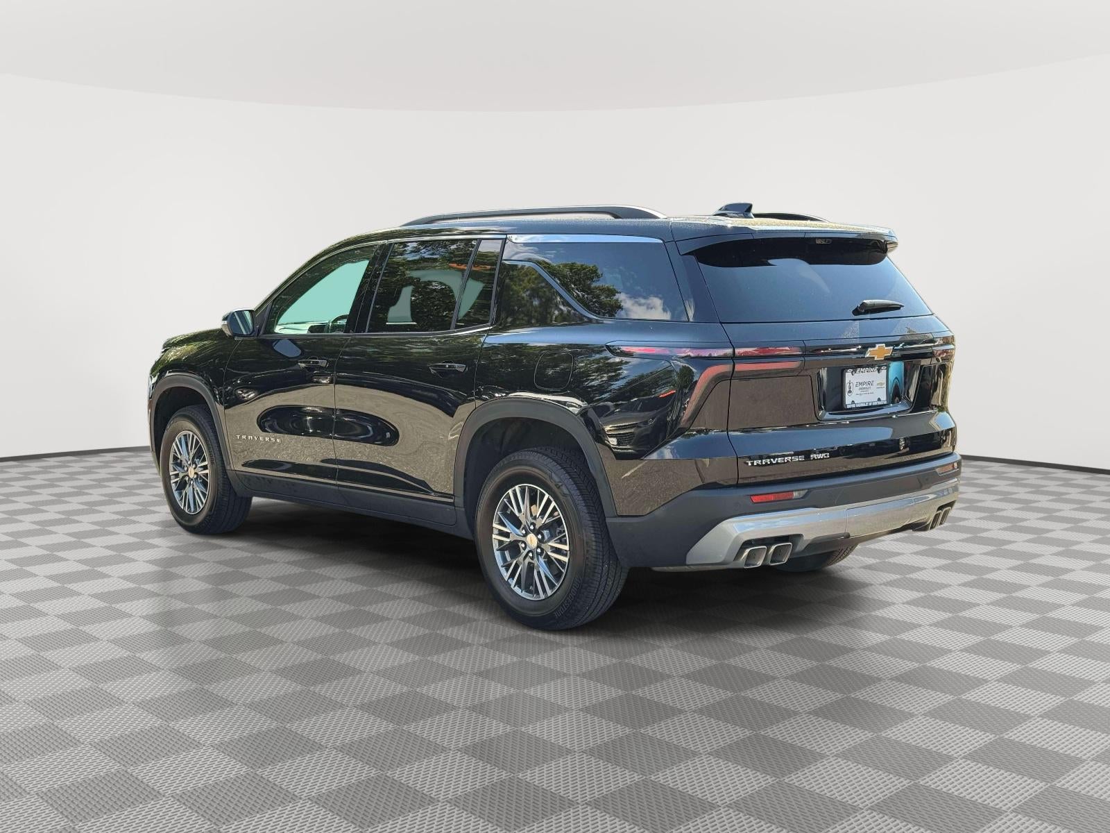 2026 Chevrolet Traverse AWD LT