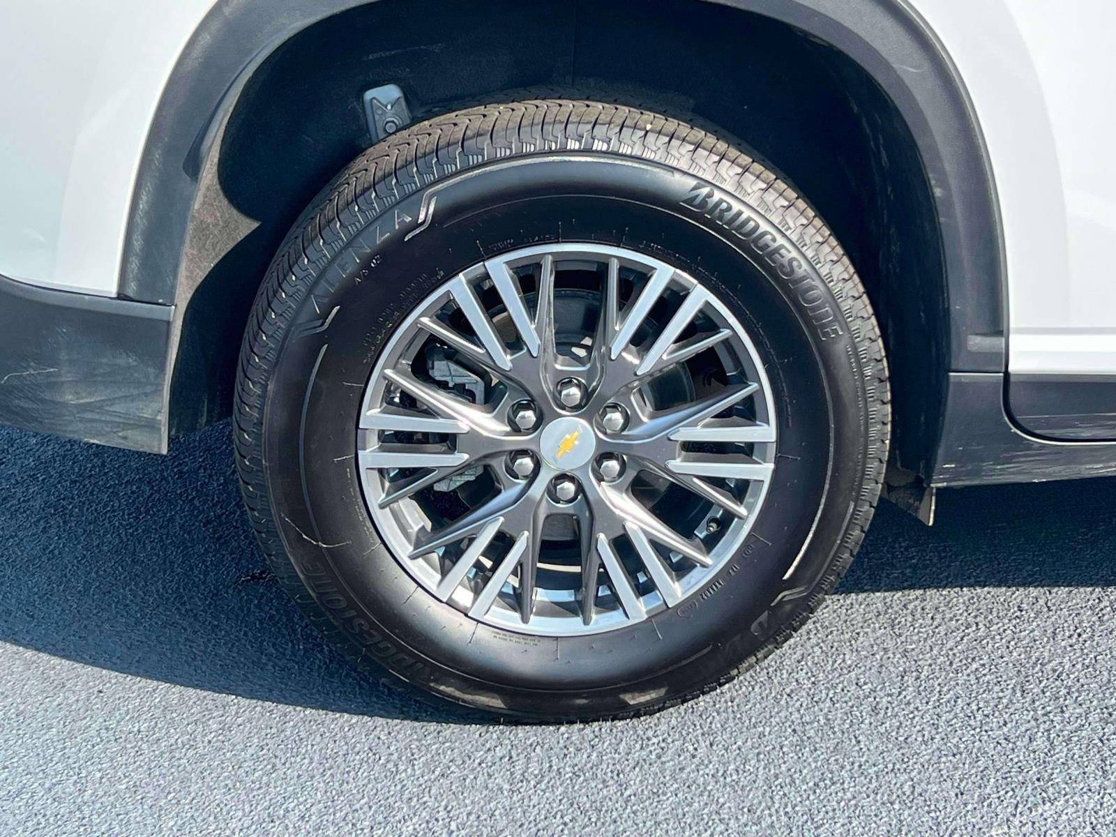 2026 Chevrolet Traverse AWD LT